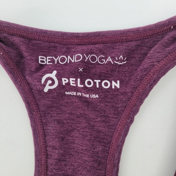 Peloton beyond Yoga purple soft sports bra small - Picture 6 of 8